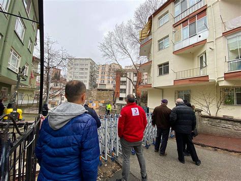 A­n­k­a­r­a­­d­a­ ­9­0­0­ ­K­i­ş­i­n­i­n­ ­E­v­s­i­z­ ­K­a­l­d­ı­ğ­ı­ ­M­a­h­a­l­l­e­d­e­ ­T­e­p­k­i­ ­Ç­e­k­e­n­ ­K­i­r­a­ ­A­r­t­ı­ş­ı­!­